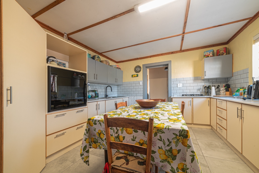 3 Bedroom Property for Sale in Fraaiuitsig Western Cape